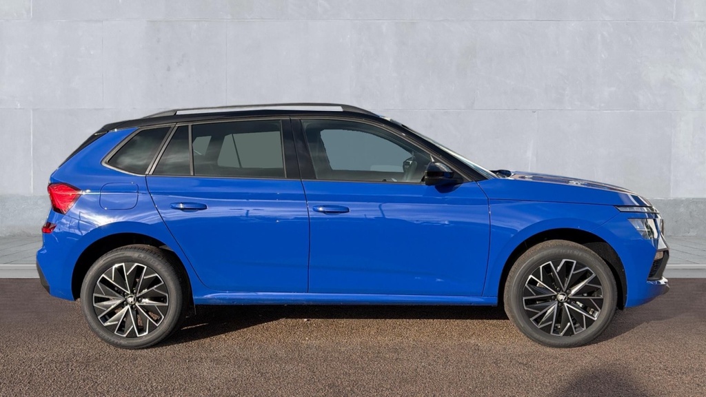 Skoda Kamiq Skoda Kamiq Hatchback 1.0 Tsi Design Edition D GD75NVC Blue #4