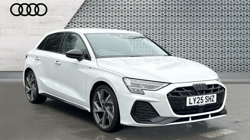 Audi A3 A3 35 Tfsi Black Edition S Tronic Tech Pack White