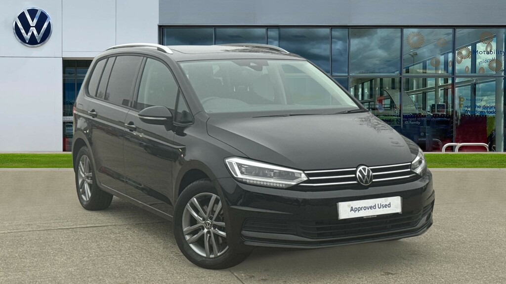 Volkswagen Touran Touran 1.5 Tsi Evo Match Dsg Black