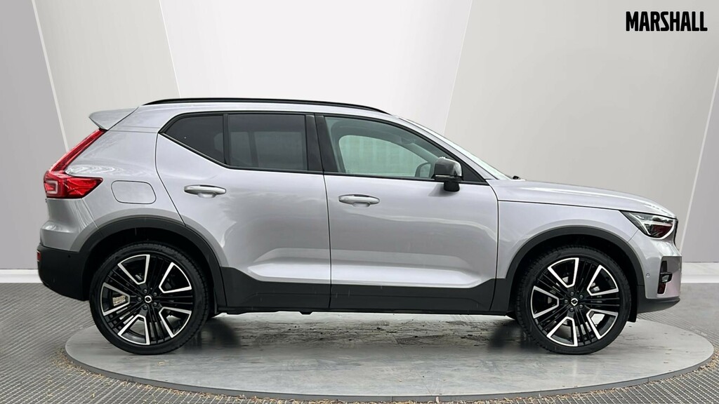 Volvo XC40 Volvo Xc40 Estate 2.0 B3p Ultra Dark KN75FGP Silver #3