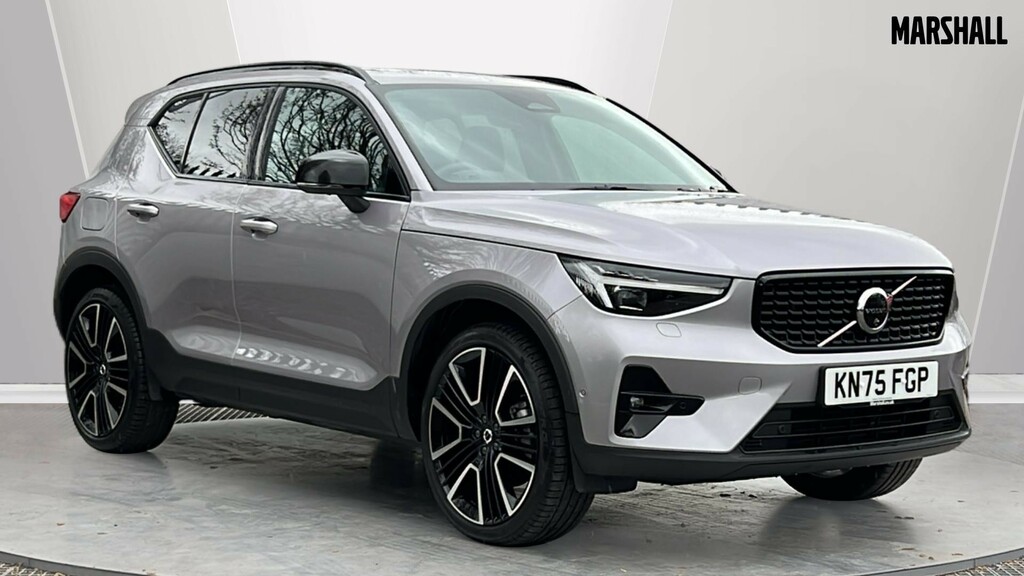 Volvo XC40 Volvo Xc40 Estate 2.0 B3p Ultra Dark Silver