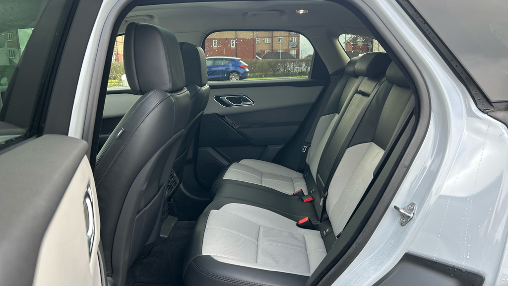 Land Rover Range Rover Velar Range Rover Velar 3.0 D300 Mhev Dynamic Hse Au KM74LDN Grey #4
