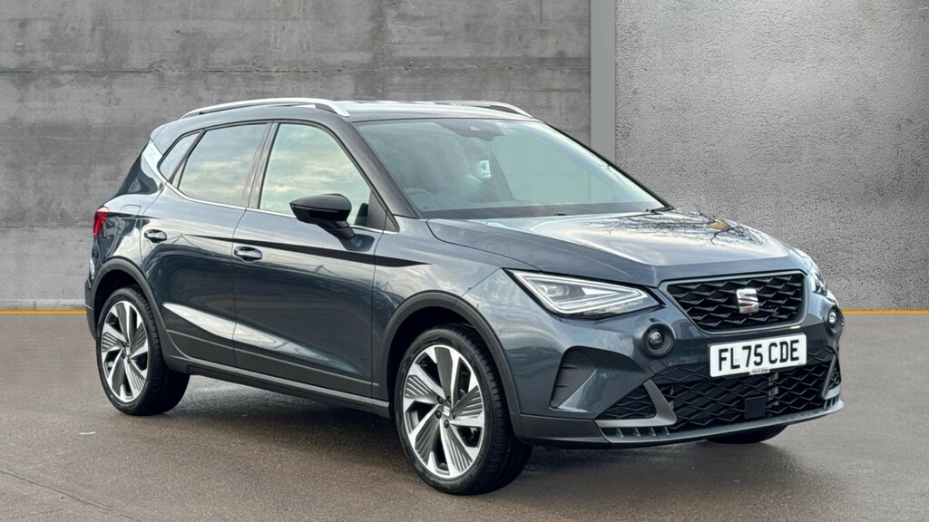 Seat Arona Arona 1.0 Tsi 115 Fr Sport Dsg Hatchback Black