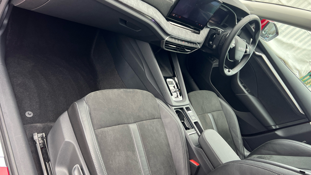 Skoda Octavia Octavia 2.0 Tdi 150 Se L Dsg Red #2