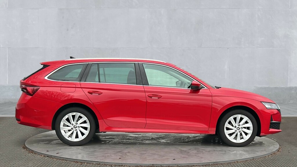Skoda Octavia Octavia 2.0 Tdi 150 Se L Dsg Red #4
