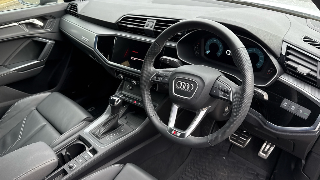 Audi Q3 Q3 35 Tfsi S Line S Tronic Leather LY74HGD White #6