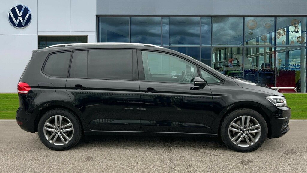 Volkswagen Touran Touran 1.5 Tsi Evo Match Black #4