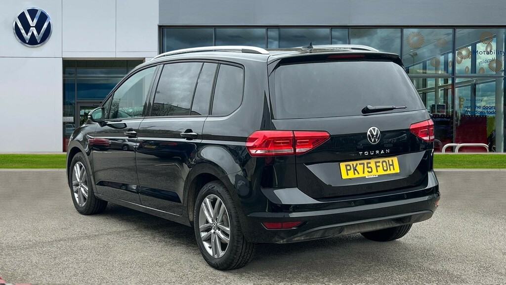 Volkswagen Touran Touran 1.5 Tsi Evo Match Black #3