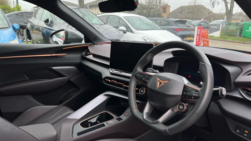 Cupra Terramar Cupra Terramar Hatchback Specia 1.5 Ehybrid 272 Vz KY25JYH Purple #6