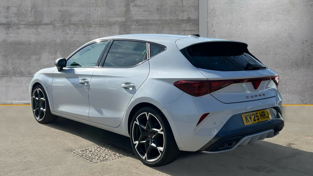 Cupra Leon Leon 1.5 Tsi 150 V2 KY25HRJ White #3