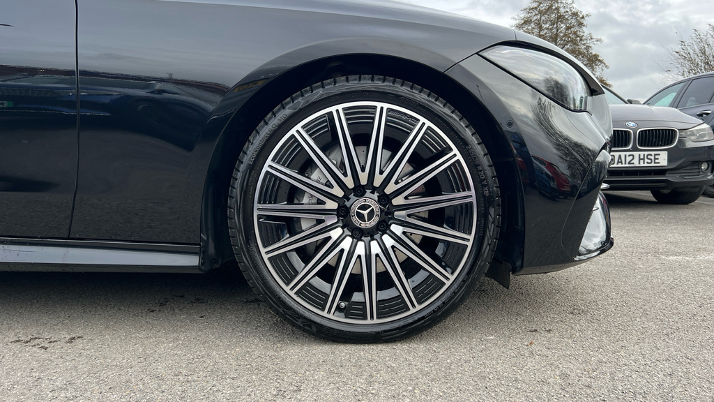 Mercedes-Benz CLE Class Cle 300 4Matic Amg Line Premium Plus PE75YVP Black #5