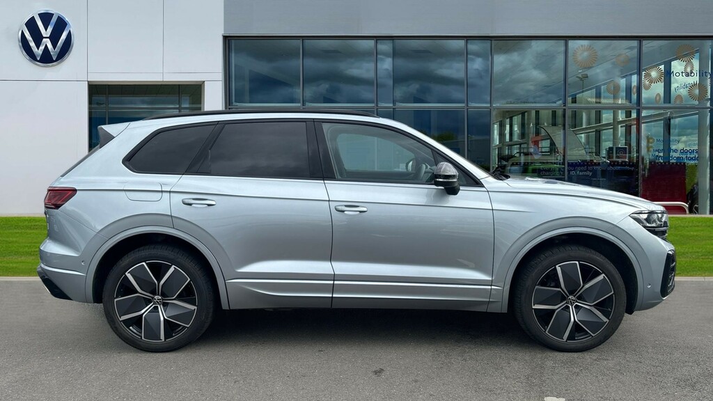 Volkswagen Touareg Touareg 3.0 V6 Tdi 4Motion 286 Black Edition T AU75NRK Silver #4