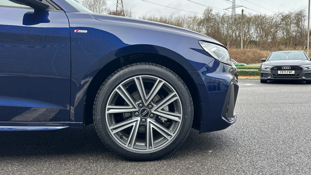 Audi A1 Audi A1 Sportback S Line 35 Tfsi 150 Ps S Tronic GD75EVC Blue #5