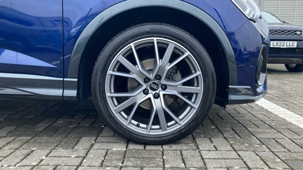 Audi Q3 Q3 35 Tfsi Black Edition S Tronic 20 Alloy OV25LWL Blue #5