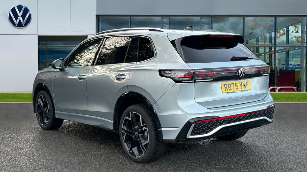 Volkswagen Tiguan Volkswagen Tiguan Estate 1.5 Tsi Ehybrid R-line Silver #3