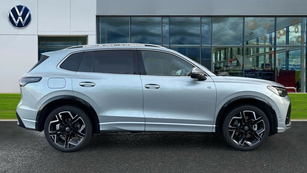 Volkswagen Tiguan Volkswagen Tiguan Estate 1.5 Tsi Ehybrid R-line Silver #4