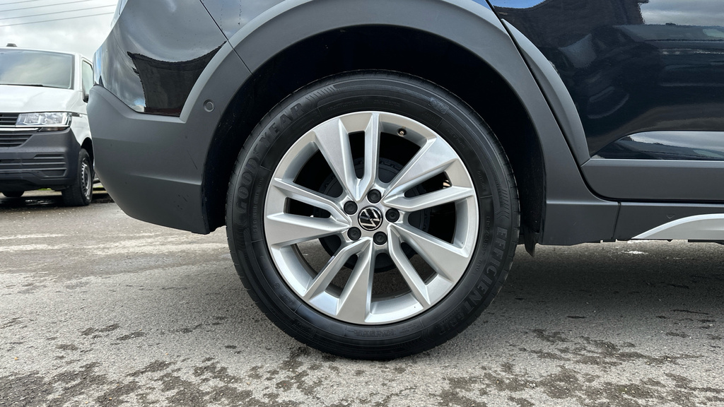 Volkswagen Taigo Taigo 1.0 Tsi Match GJ25UTT Black #5