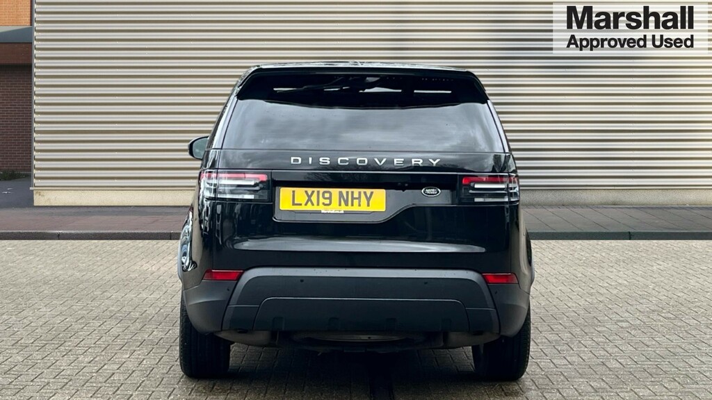 Land Rover Discovery Discovery 2.0 Si4 S LX19NHY Black #4
