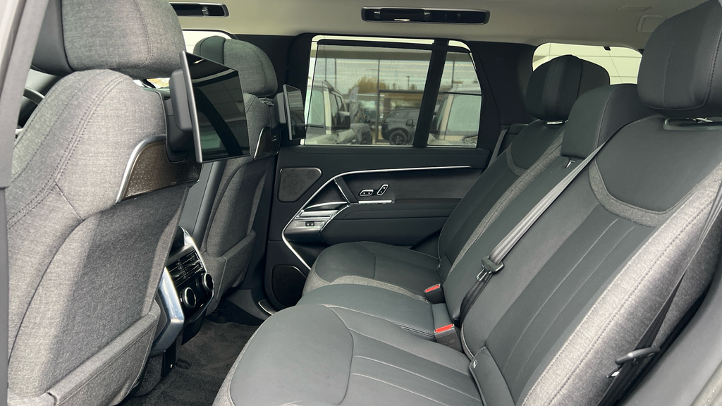 Land Rover Range Rover Range Rover 4.4 P530 V8 First Edition Grey #4