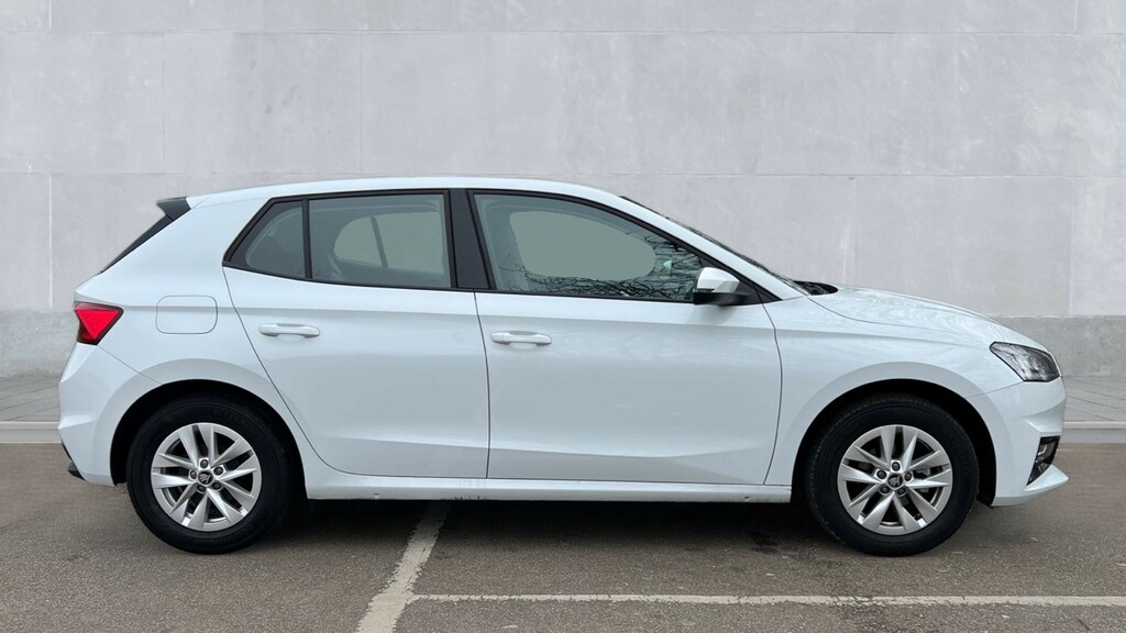 Skoda Fabia Fabia 1.0 Tsi Se Edition GJ25YCS White #4