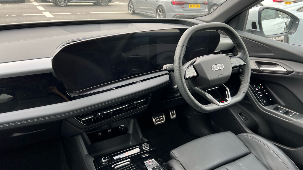 Audi Q6 E-Tron Q6 185Kw 83Kwh S Line KO25VCW White #2