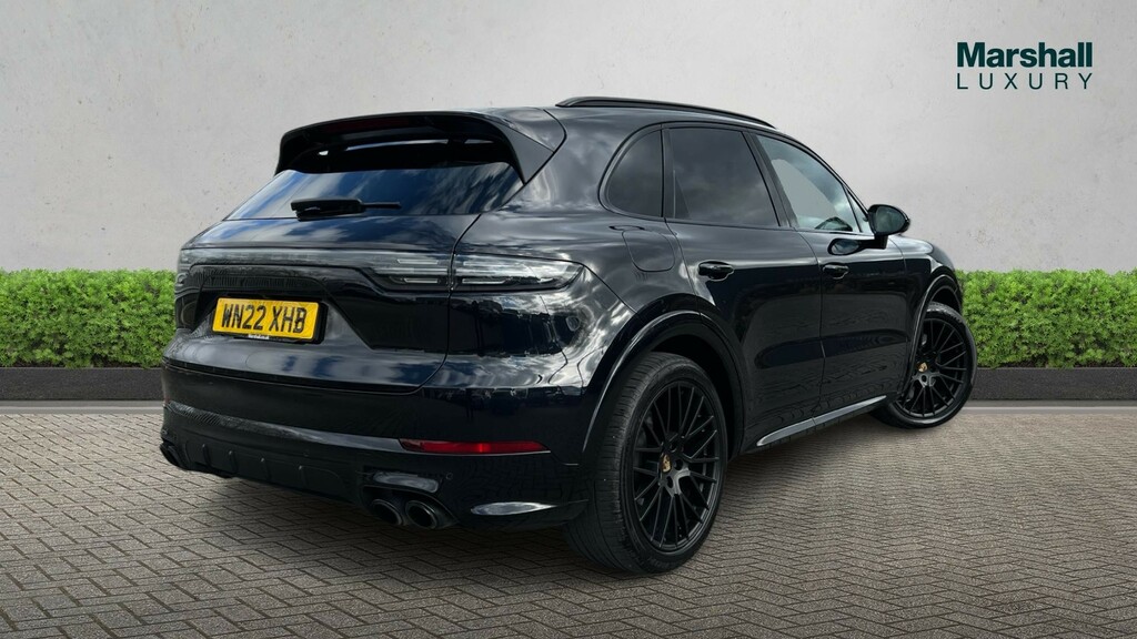 Porsche Cayenne Cayenne Estate Gts Tiptronic S WN22XHB Black #3