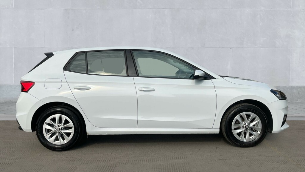 Skoda Fabia Fabia 1.0 Tsi 116 Se Edition Dsg GK25LPY White #4
