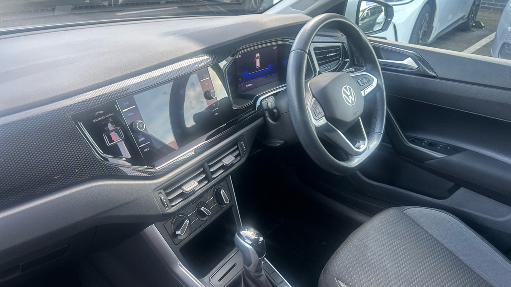 Volkswagen Polo Polo 1.0 Tsi Life Dsg LL22EVD White #2