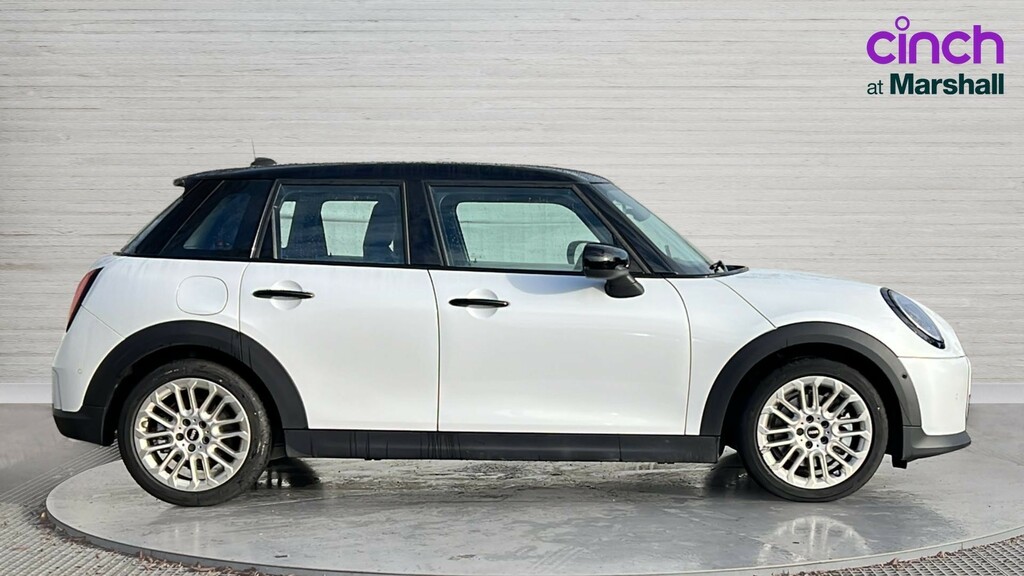 Mini Hatch Cooper 1.5 C Exclusive KS25GKE White #2
