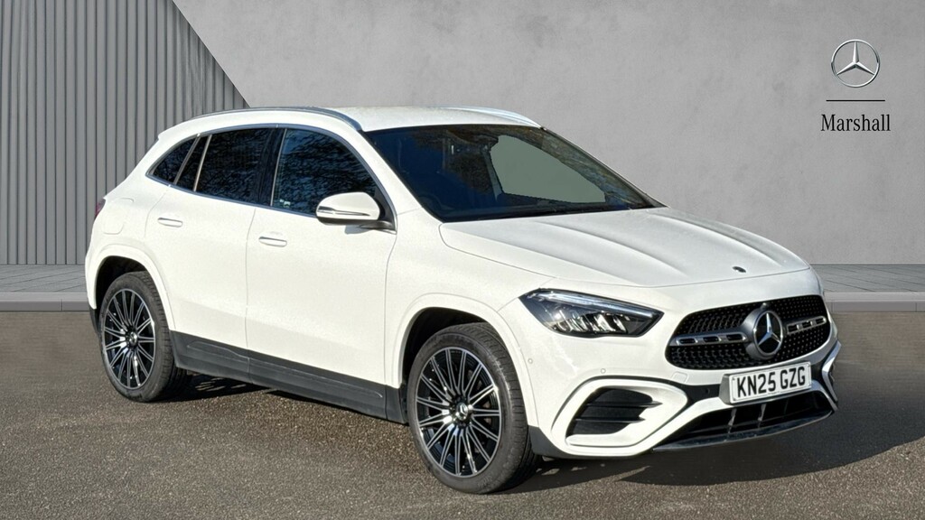 Mercedes-Benz GLA Class Gla 250E Amg Line Premium White