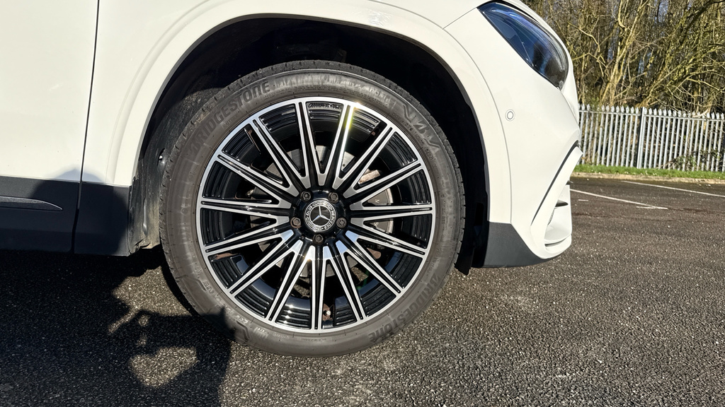 Mercedes-Benz GLA Class Gla 250E Amg Line Premium KN25GZG White #5