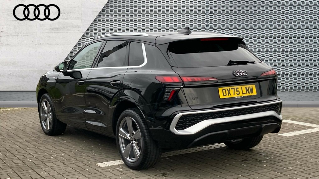 Audi Q3 Audi Q3 Estate 1.5 Tfsi S Line S Tronic OX75LNW Black #3