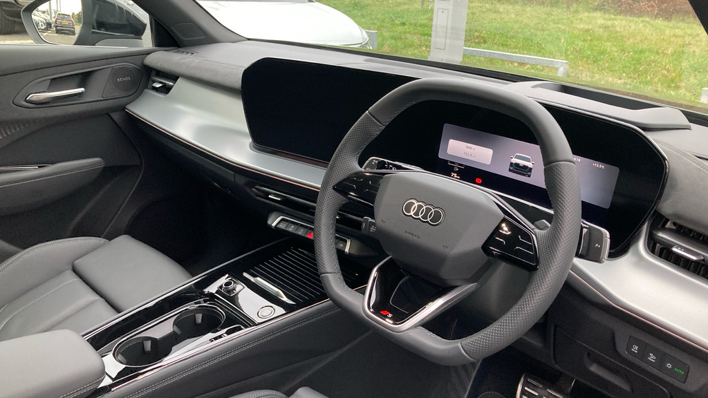 Audi Q3 Audi Q3 Estate 1.5 Tfsi S Line S Tronic OX75LNW Black #6