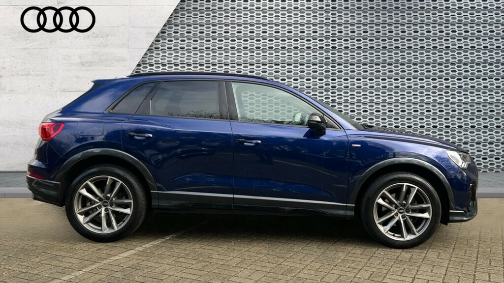 Audi Q3 Q3 35 Tfsi Black Edition S Tronic LS73SGY Blue #4
