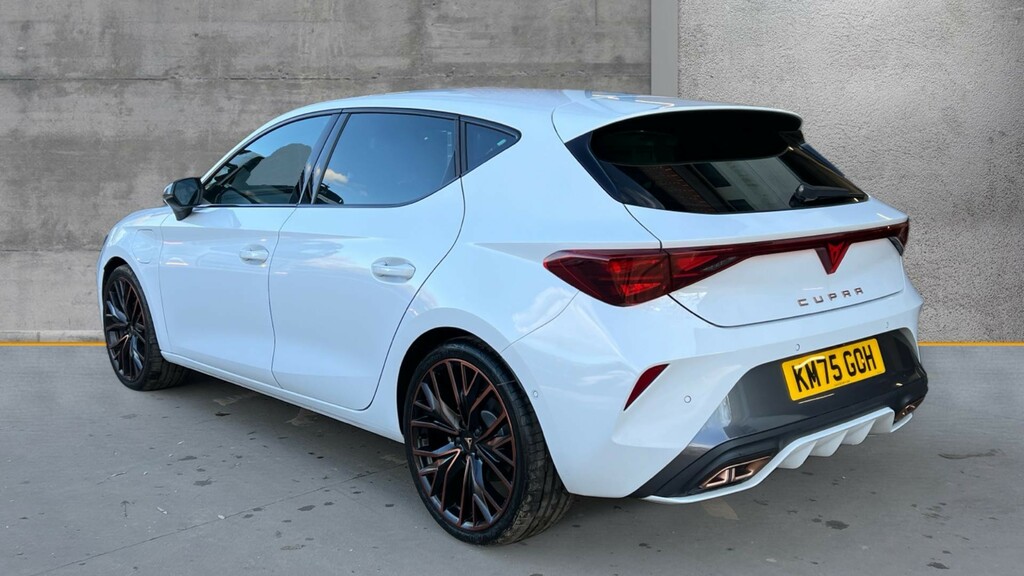 Cupra Leon Leon 1.5 Ehybrid 204 V3 Dsg White #3