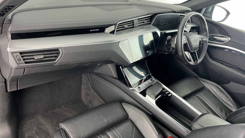 Audi Q8 e tron Q8 300Kw 55 Quattro 114Kwh S Line NA73CVZ Grey #2