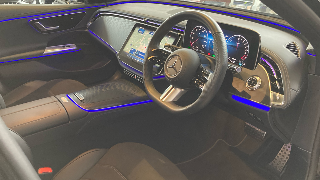 Mercedes-Benz E Class E Class E300e Urban Edition 9G-tronic KS25WZA Black #3