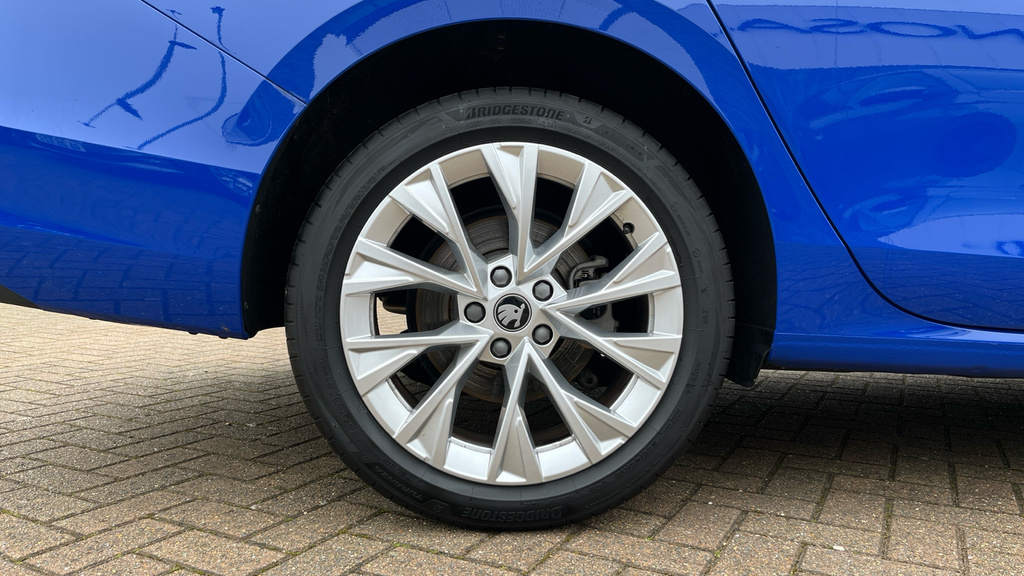 Skoda Superb Superb 2.0 Tdi 193 Se L 4X4 Dsg KR25VDE Blue #5