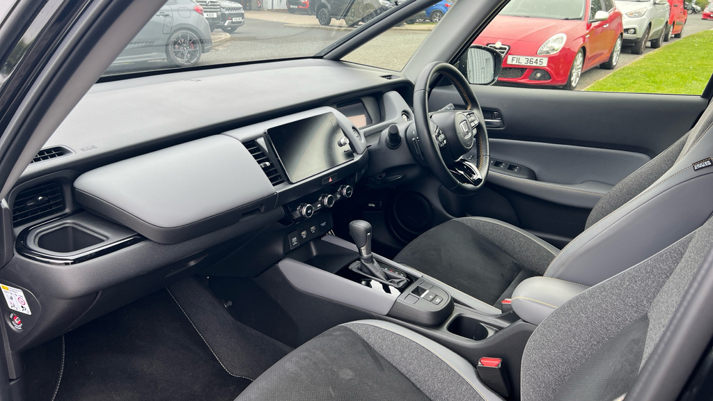 Honda Jazz Jazz 1.5 I-mmd Hybrid Advance Sport Ecvt YY75CXZ Black #2