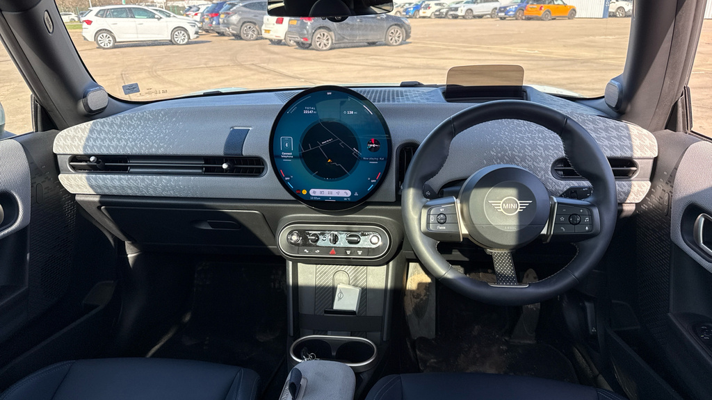 Mini Hatch Cooper 1.5 C Exclusive YD24VSH Green #4