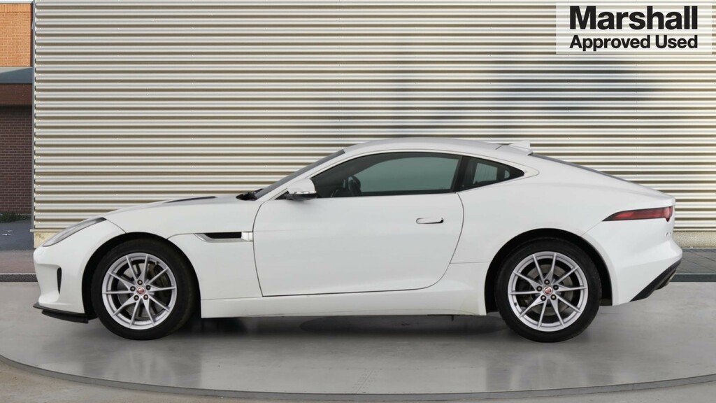 Jaguar F-Type F-type 2.0 R-dynamic VX67KBF White #6