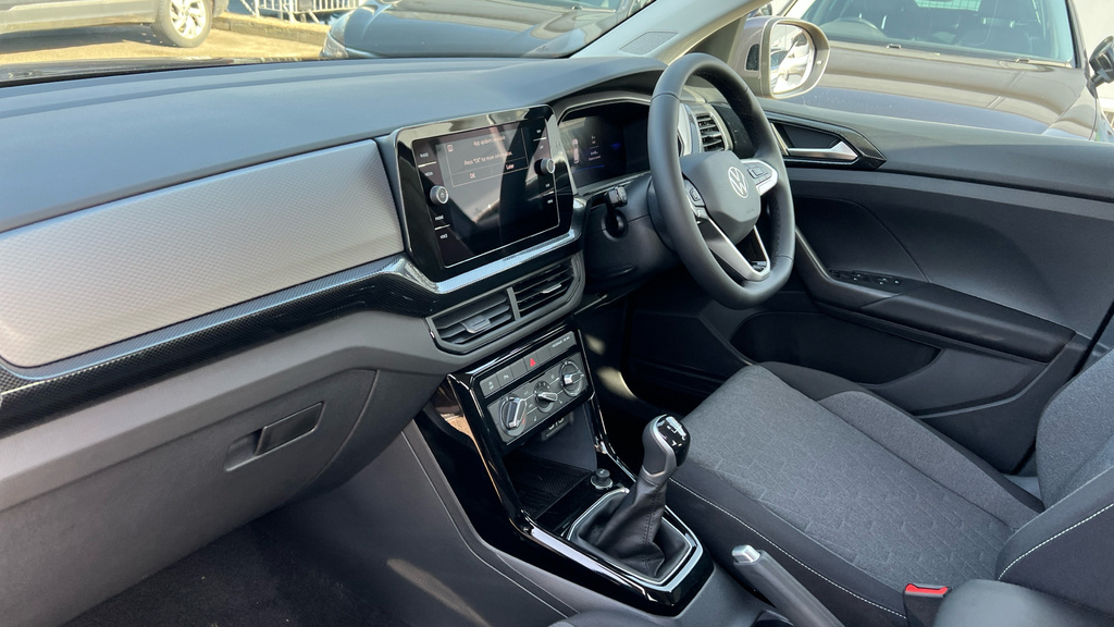 Volkswagen T-Cross T-cross Life 1.0 Tsi 95Ps 5-Speed EY26VCA Grey #2