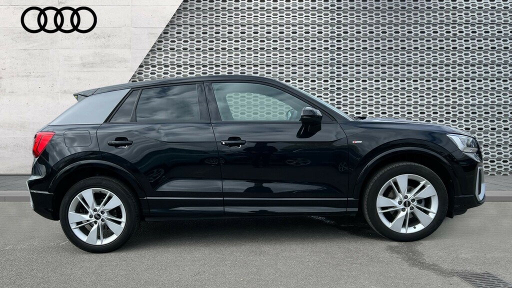 Audi Q2 Q2 35 Tfsi S Line S Tronic LV24UAD Black #4