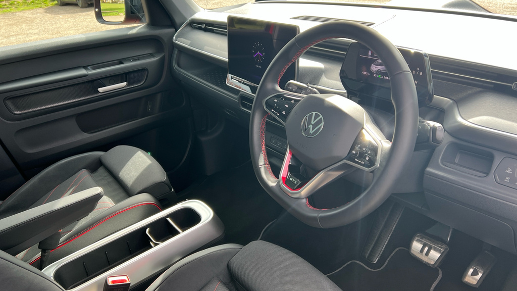 Volkswagen ID.Buzz Id. Buzz Gtx 4Motion 7-Seat Lwb 340 Ps 86 Kwh Pro RK26NWW Red #6