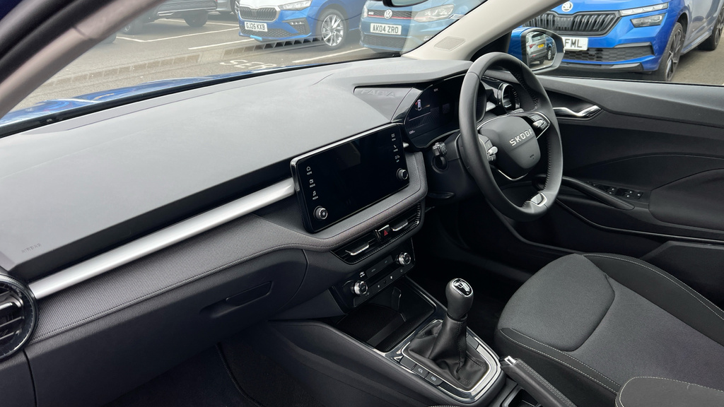 Skoda Fabia Fabia 1.0 Tsi 116 Se Edition GF25KSJ Blue #2