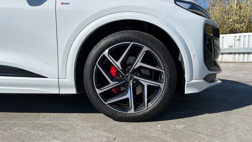 Audi Q6 E-Tron Q6 185Kw 83Kwh Edition 1 KN75XRL White #5
