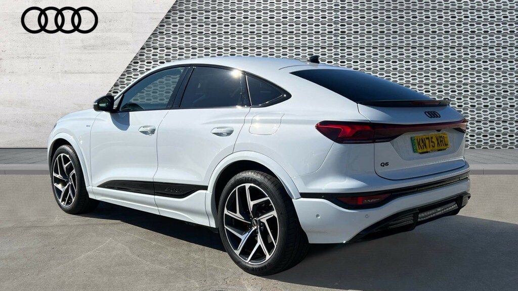 Audi Q6 E-Tron Q6 185Kw 83Kwh Edition 1 KN75XRL White #3
