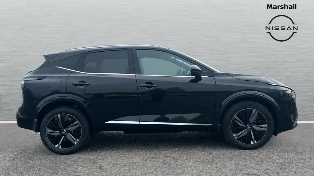Nissan Qashqai Qashqai 1.3 Dig-t Mh Tekna OX25SCV Black #3