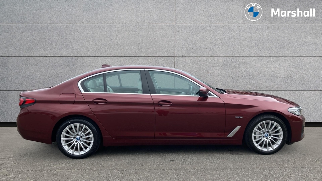 BMW 5 Series 5 Series 530E Xdrive Se RO22KWG Red #3