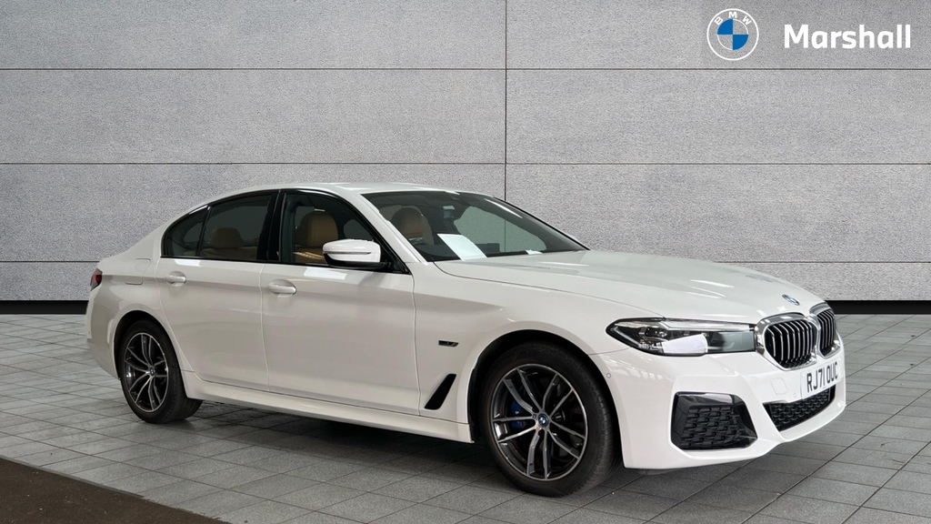 BMW 5 Series 5 Series 530E M Sport White